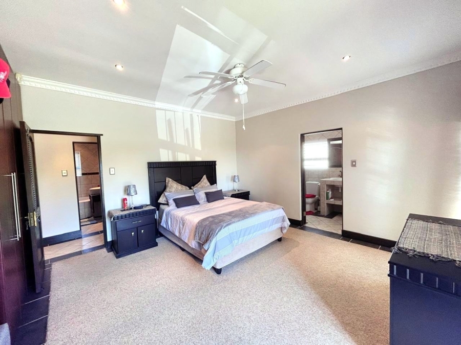 3 Bedroom Property for Sale in Jeffreys Bay Central Eastern Cape